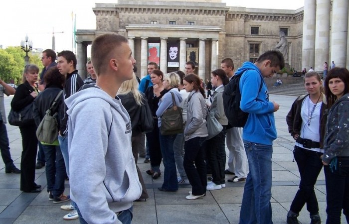 Ze_sztuka_przez_zycie_12-09-09r-14